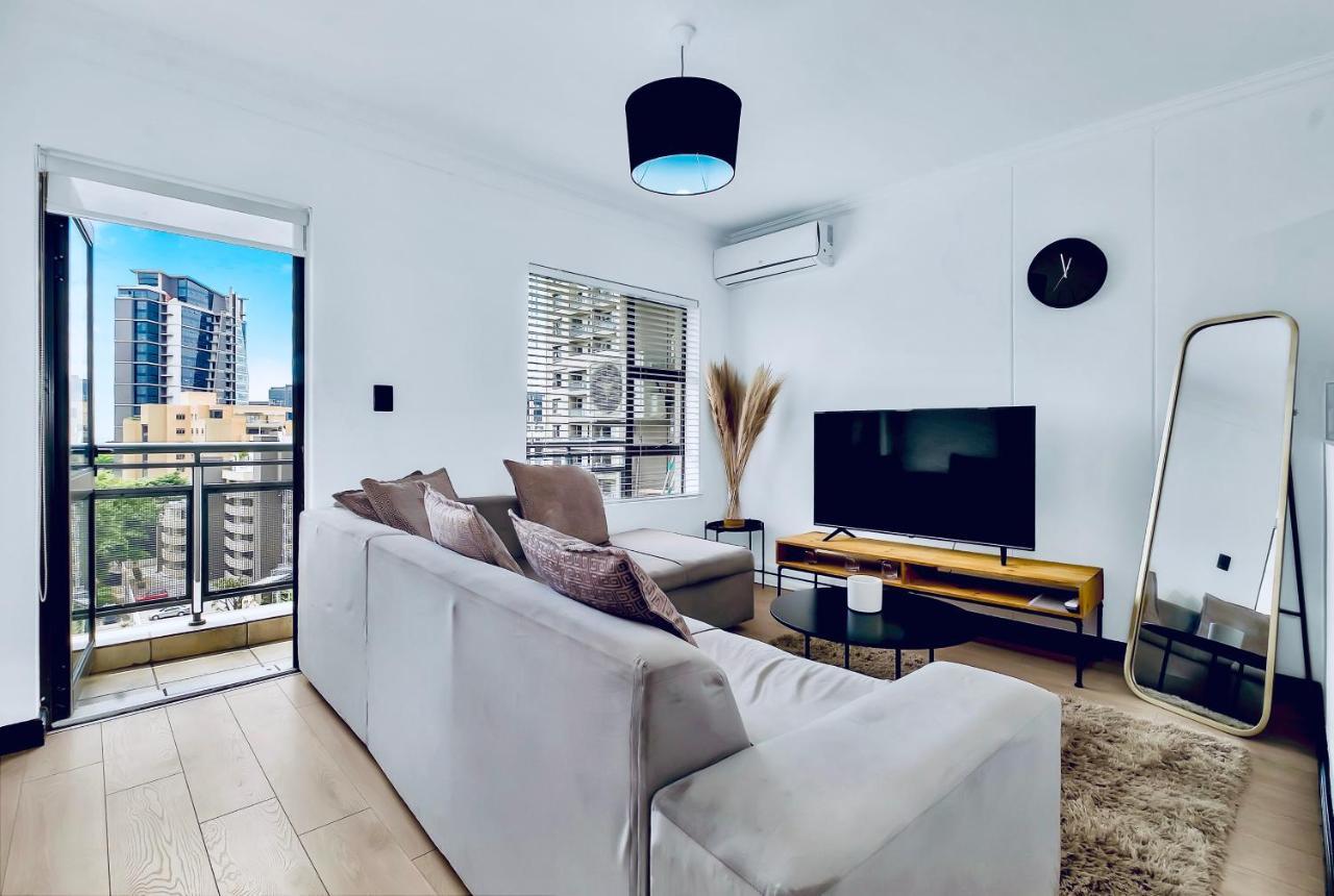 2 Bedroom 2 Bath Luxury - Sandton Cbd Johannesburgo Exterior foto